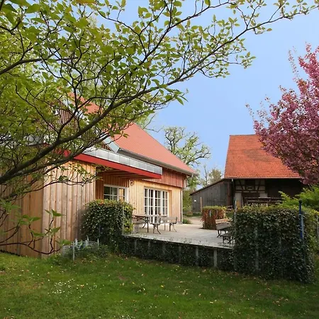 Idyllische Auszeit Am Waldrand *
